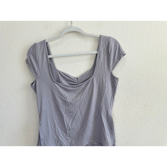 NWT Women's Gray Short Sleeve Bodycon Top Shirt Medium - Picture 7 of 9